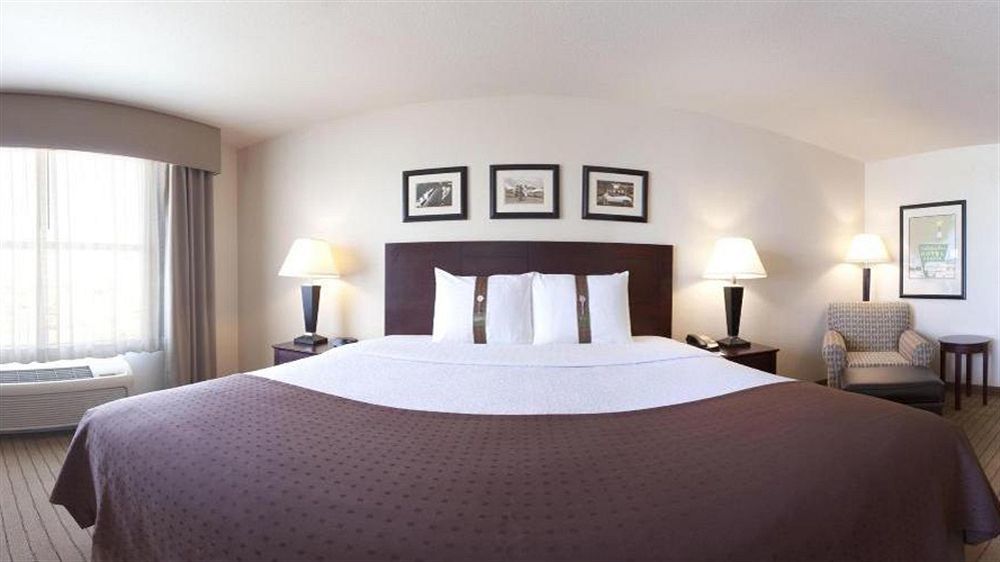 Holiday Inn Yuma By Ihg Exterior photo